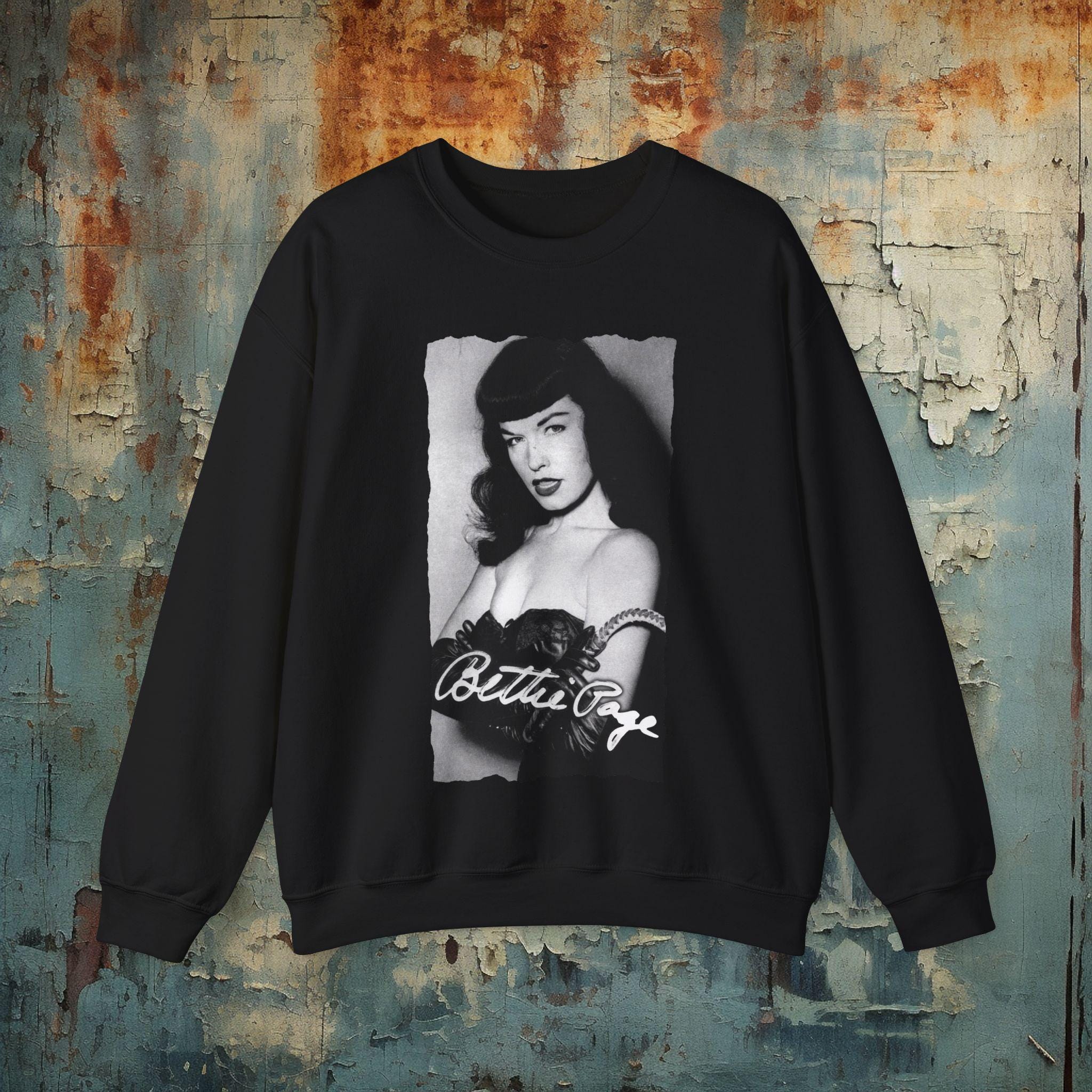 Bettie Page T-shirt Black Burlesque Pin-up Goth Shirt Retro
