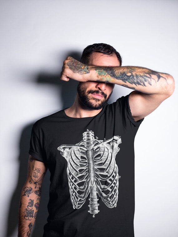 Horror T-shirt Skeleton Ribcage Metal Grunge Emo Alternative Goth Gothic Punk Tee Dark Aesthetic Spooky Skeleton Graphic Halloween Bones