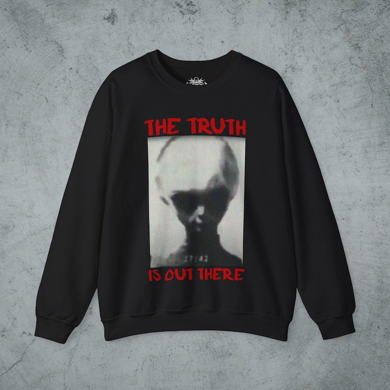 UFO Alien Shirt • The Truth Is Out There Tee • Skinny Bob Retro Alien T-Shirt • UAP Conspiracy Tee • Extraterrestrial Gift - Unisex Ladies Crewneck Sweatshirt
