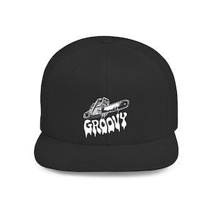 Kettensäge Snapback Horror Fan Hut Groovy Cap Schwarze flache Krempe Boomstick Cap 80er Jahre Horror Style Slasher Fan Geschenk für Kultfilm Liebhaber Evil Dead