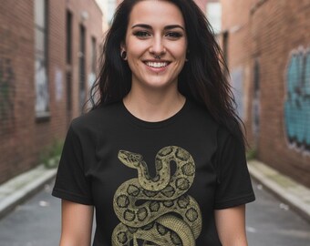 Rattlesnake Shirt Vintage Western T-Shirt Graphic Desert Tee Black Tee Wildlife Style Gift For Cowboy Fan Snake Lover Americana Vibes