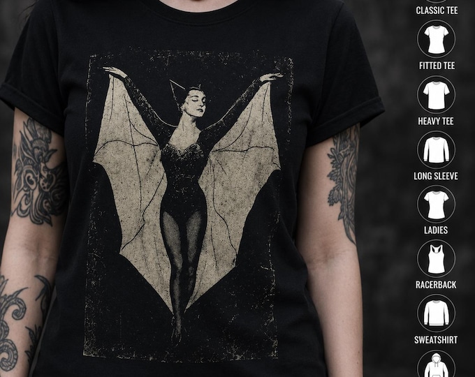 Goth T-Shirt Vintage Bat Lady Shirt Dark Aesthetic Tee Occult Graphic Shirt Gothic Style Bat Tee Gift For Unisex Ladies Long Sleeve Hoodie
