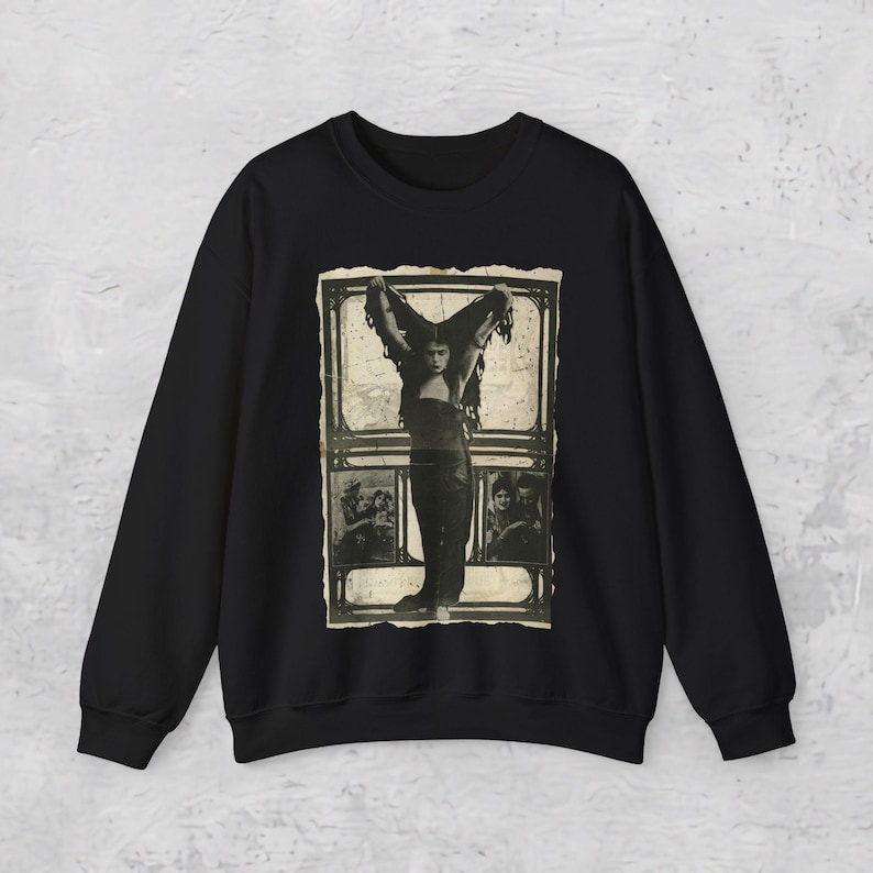 Theda Bara Shirt - Goth Gothic Lady Vampire - Spooky Halloween Punk - Edgy Alternative Fashion - Eerie Dark Style - Horror-Inspired Tee Crewneck Sweatshirt
