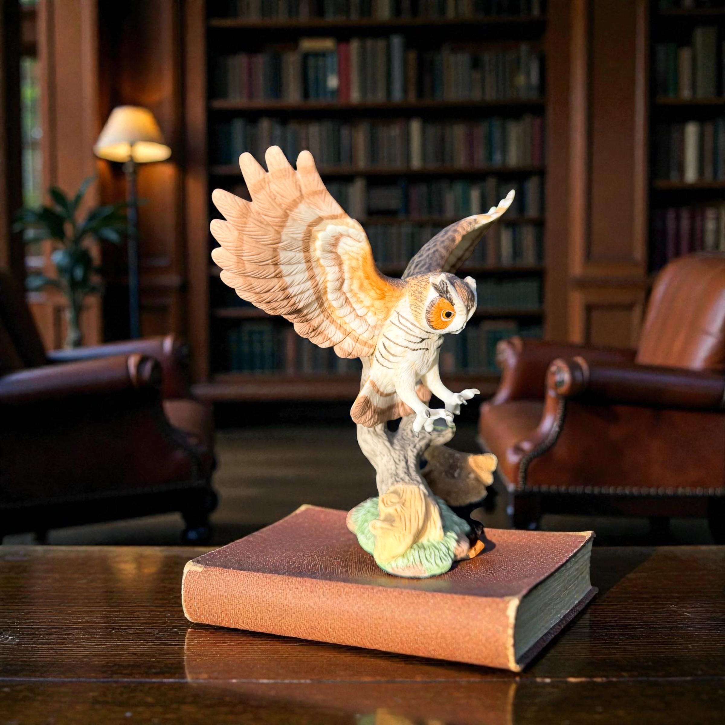 Maruri USA Horned Owl Sculpture – “Eyes of the Night” Porcelain 1988