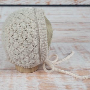 Ivory Knitted Hat for Babies, Bubble Pattern Baby Bonnet, Hand Knitted Baby Hat, Unisex Baby Bonnet, Knitted Wool Cap, Baby Shower Gift