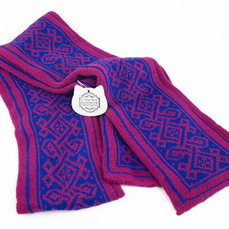 Carmel Scarf, Cobalt