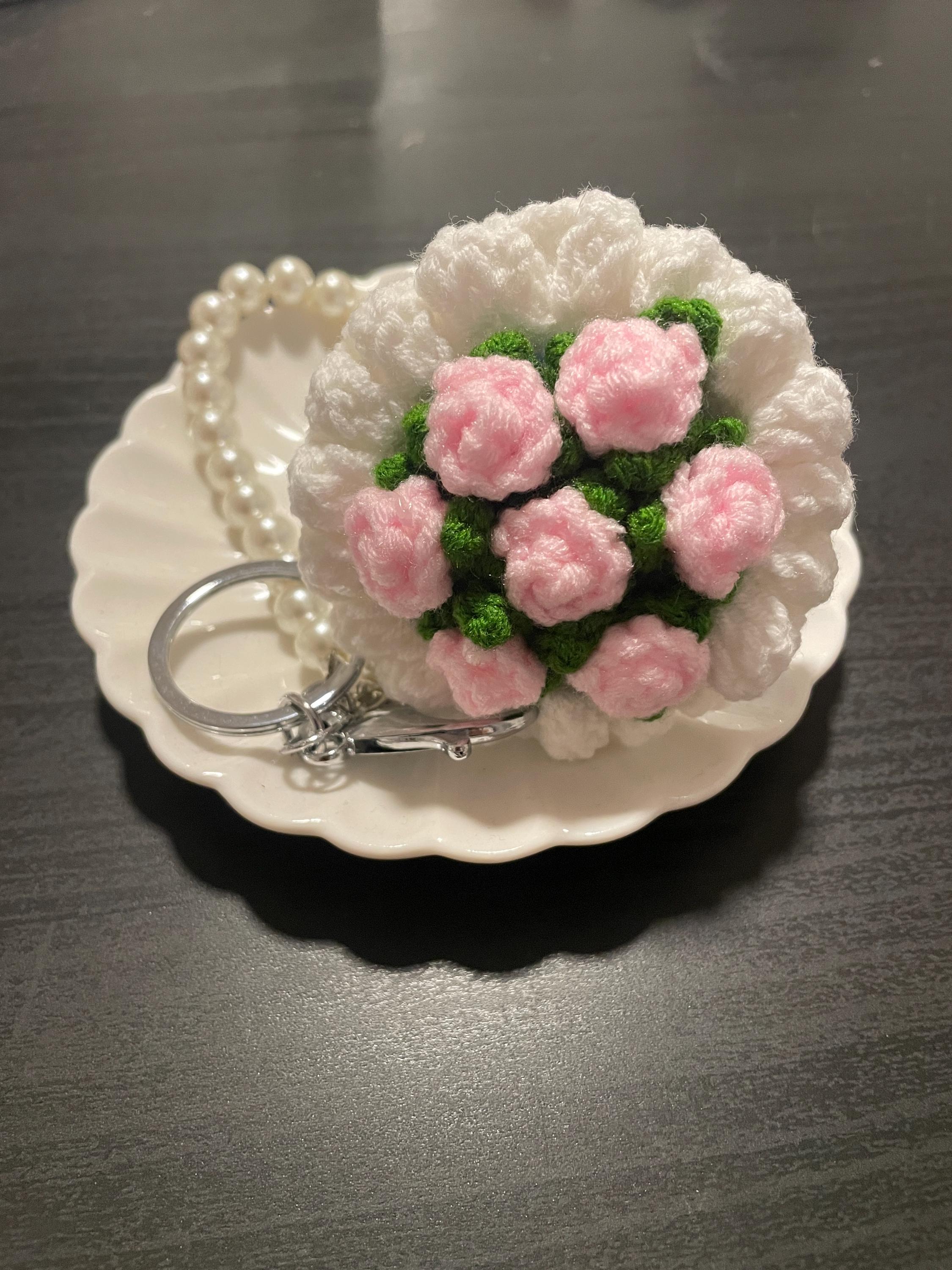 Crochet Mini Rose Bouquet Keychain, Mini Hand Bouquet, Rose