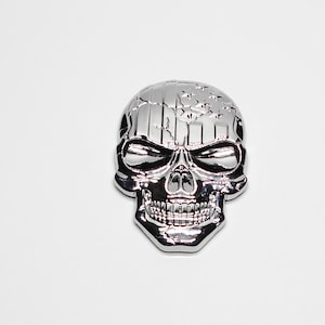 SKULL American Flag 3D METAL Chrome Silver High Quality Finish Emblem Sticker Decal for Cars and Bikes
