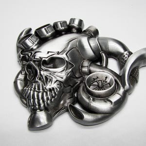 LIMITED Motorhead Schädel 3D Silber Zink-Legierung poliert High Quality Fine Finish Emblem Aufkleber für Autos und Motorräder