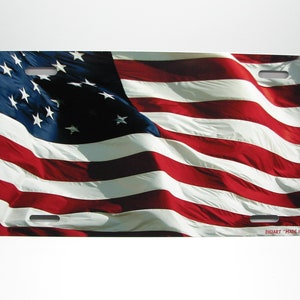 Waving AMERICAN FLAG Metal Car Novelty License Plate Auto tag. USA flag, U.S. Flag