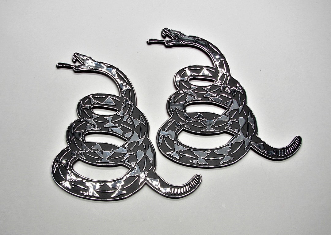 Aazon.co: Pair (2) Of Dont Tread On E Flag Eble - 3D Gadsden Flag - Foto 7