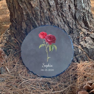 Birth Month Flower Garden Stone, Personalized Garden Decor with Names, Unique Birthday and Mothers Day Gift