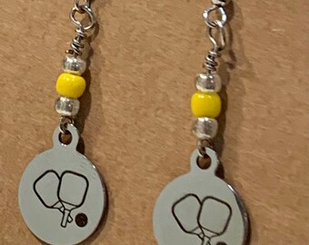 Pickleball Ohrringe, Edelstahl Charme.