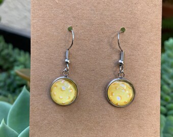 Dangle and drop pickleball