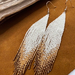 Long American Indian earrings, native earrings, beaded earrings, ombre earrings, fringe earrings, white earrings