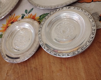 Zestaw talerzy W.M. Rogersa "Meadowbrook".