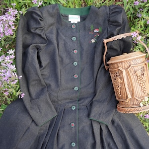 long sleeve oktoberfest dress Puff Sleeve Dirndl Dress, Red Trachten Dress, Traditional Austrian Maxi Dress, Alpen Bavarian Oktoberfest Dress, Tyrolean Folk Dress, Size L