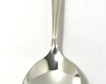 Large Oval Serving Spoon of the BASQUE ROSE Pattern by Wm Rogers MFG.Co silver plate silverware. Very Good Condition. Vintage 1955.
