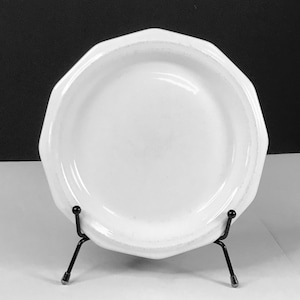 Pfaltzgraff Heritage White Dessert Plate I Stoneware I Made in the USA I Vintage 1970s