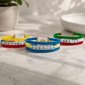 Custom Country Flag Bracelet | Handmade Macrame Friendship Bracelet | Personalized National Flag Jewelry | Travel Gift | Cord Bracelet