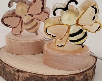 Handmade bee lamp, honeycomb lamp, bee lamp, resin lamp, unique and natural decoration
