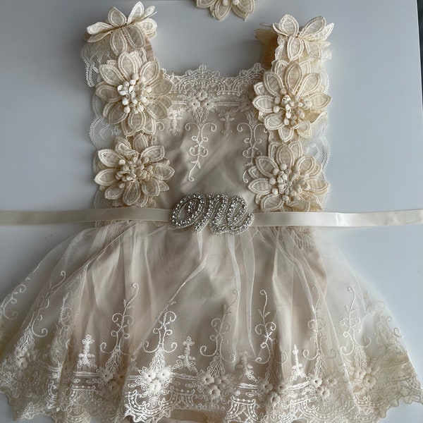 1st birthday dress /with a statement ONE / baby girl / first birthday / Cake Smash / rhinestone / Embellished / Boho  / party dress