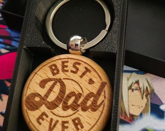Custom engraved wooden keyring (best dad ever) with gift box