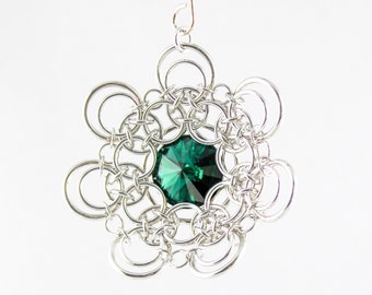 Green Crystal Filigree Christmas Ornament - Flower Ornament - Chainmaille Christmas Ornament - Snowflake Filigree Crystal Ornament