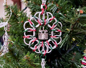 Christmas Wreath Ornament - Chainmaille Ornament - Holiday Ornament - Bell Ornament - Chainmaille Decor - Christmas Ornament