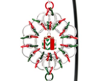 Christmas Present Wreath Ornament - Chainmaille Ornament - Holiday Ornament - Bell Ornament - Chainmaille Decor - Christmas Ornament