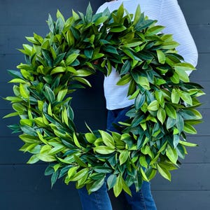 Year Round Greenery Wreath for Front Door, Classic Laurel Wreath, Modern Farmhouse Wall Decor, Everyday Myrtle Wreath, All Season Wreath