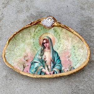 Our Lady of the Lilies, Virgin Mary, Rosary Holder, Altar Decor, Religious Gift, Saint Mary, Christian Gift, Ring Dish, Jewelry Dish