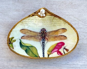 Dragonfly Art, Decoupage Seashell, Ring Dish, Dragonfly Gift, Good Luck Gift, Jewelry Dish, Spring Decor, Coastal Home Decor