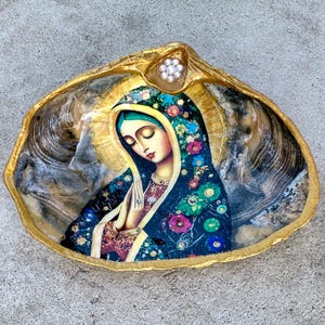 Blessed Virgin Mary, Rosary Holder, Christian Gift, Seashell Decor, Our Lady of Guadalupe, Catholic Gift, Religious Altar, Shrine