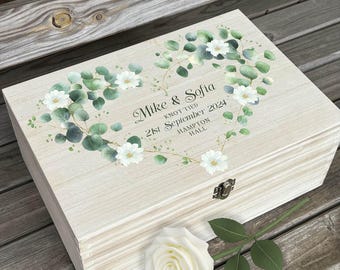Personalized Wedding Keepsake Box - Custom Printed Wooden Memory Box Gift for Couple, Bride & Groom, Engagement or Anniversary - Heart