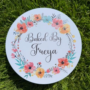 Personalized Cake Tin with Custom Name – Vintage Style Biscuit & Treat Storage – Custom Gift for Bakers - End of Term Teacher Gift image 4