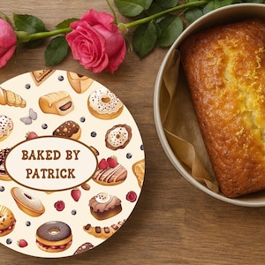 Personalized Cake Tin with Custom Name – Modern Baking Pattern – Custom Storage for Biscuits, Bakes & Treats – Gift for Bakers