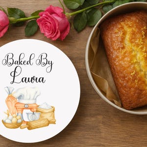 Personalized Cake Tin with Custom Name – Vintage Style Biscuit & Treat Storage – Custom Gift for Bakers