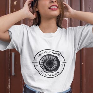 ACOTAR Bryaxis House Tシャツ：SJM Merch