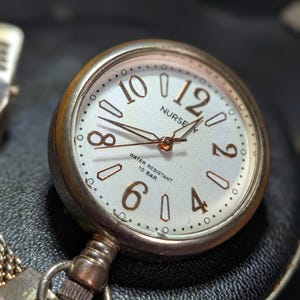 Vintage Nursery Nurse Fob Watch Rose Gold Tone Clip-On Pendant Watch 10 Bar Water Resistant Working Quartz, New Battery image 2