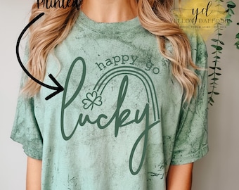 Camiseta "Happy Go Lucky St. Patrick's Day", Camiseta com estampa do Dia de São Patrício, Camiseta retrô do Dia de São Patrício, Camiseta da sorte, Camiseta feliz, Camiseta em cores confortáveis