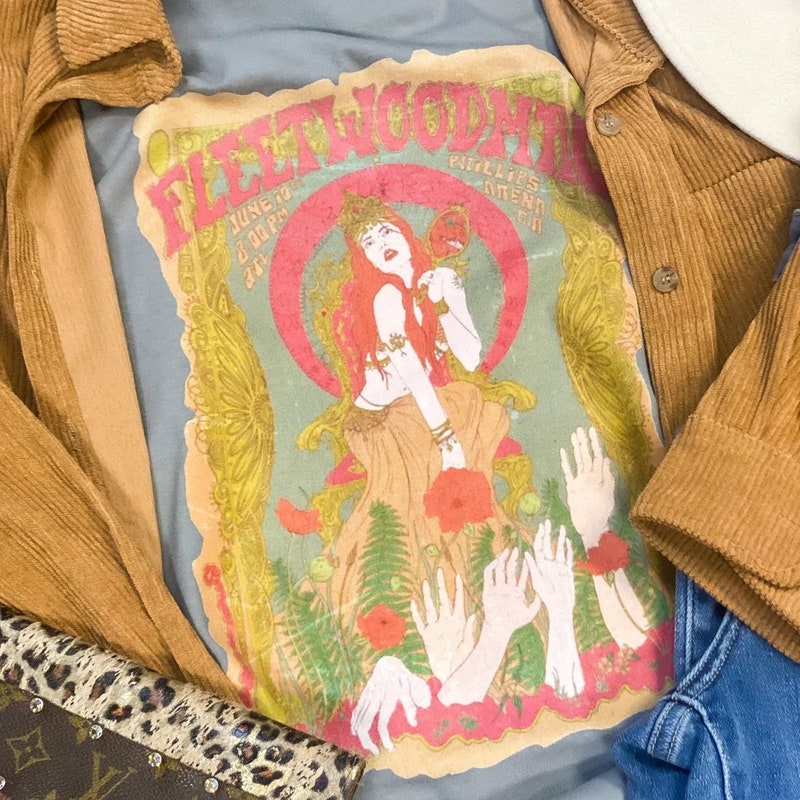 UO Fleetwood Mac T-Shirt | Urban Outfitters ES UO Fleetwood Mac T-Shirt | Urban Outfitters ES