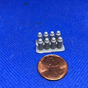 1/87 HO Scale Dollhouse Milk Cans 8-pack