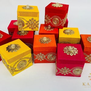 Mithai Boxes|Sweet Boxes|Indian Favor Boxes|Indian Wedding Favors|Indian Housewarming|Sweets Box|Ganpati Favor||Puja|Haldi|Bidh Favors|Eid