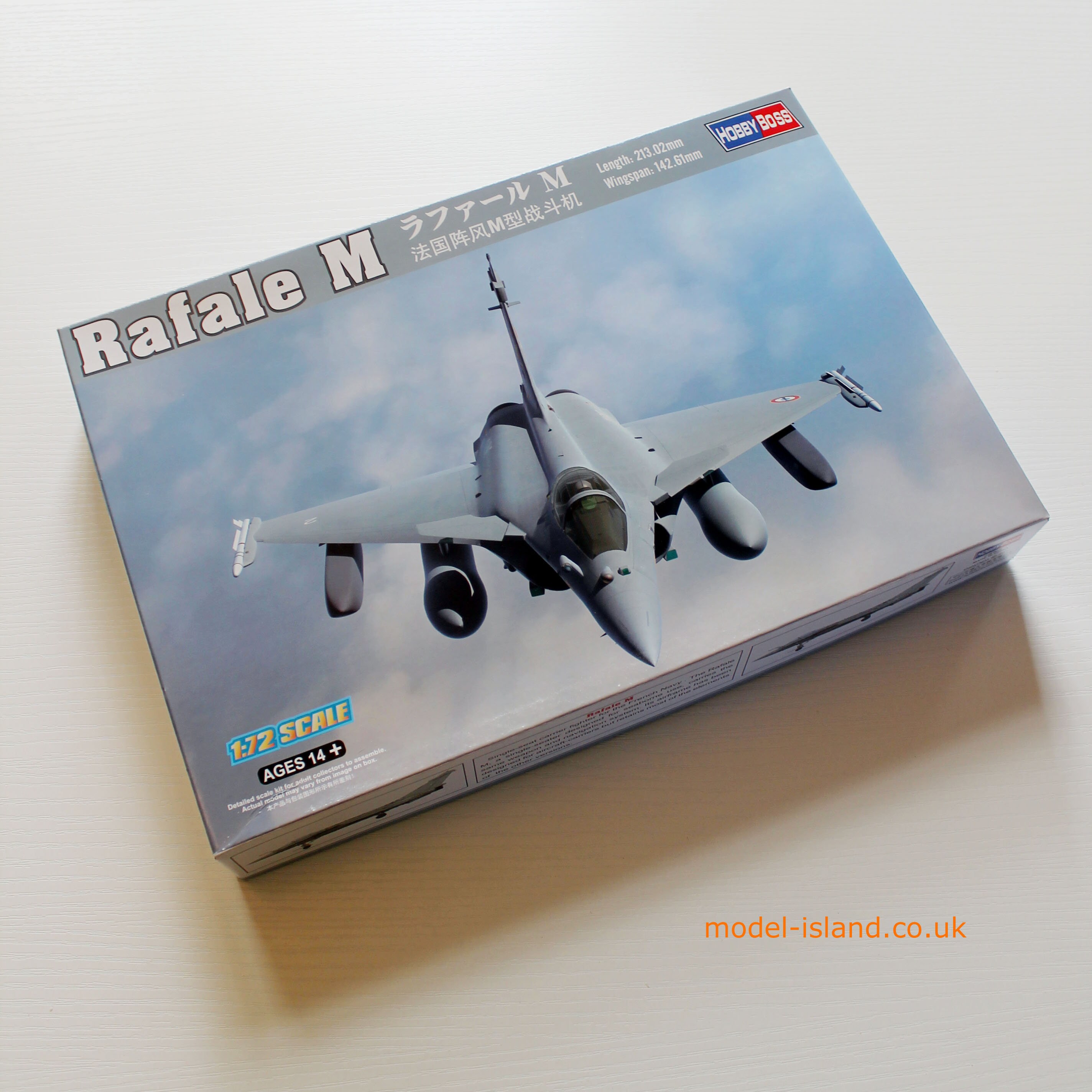 Boss rafale top