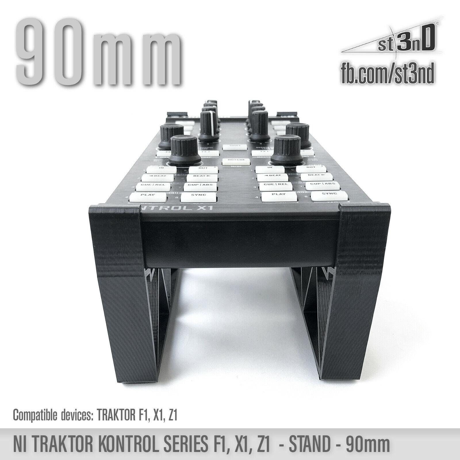 TRAKTOR KONTROL F1 2台セット　純正ケース付き ba5c7d31ea-