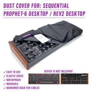 Può includere: Copertura antipolvere nera per un sintetizzatore Sequential Prophet-6 Desktop o Rev2 Desktop. La copertura ha bordi elastici ed è impermeabile, lavabile e ha uno schienale stretto per i cavi. Il testo "DEVICE IS NOT INCLUDED!" è stampato in bianco su sfondo viola.