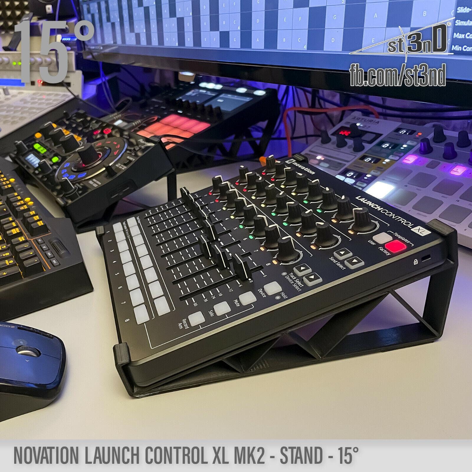 Novation Launch CONTROL XL Mk2 用スタンド - 15 度 - 購入者