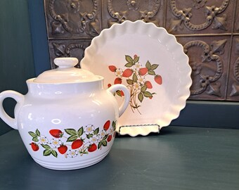 Strawberry Cookie Jar, Bean Pot, Quiche/Pie Dish, CHOICE Sheffield Strawberries N Cream, Vintage Strawberry Decor, Pie Pan, Quiche Dish