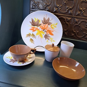 Melmac Plates, Melamine Plates, Bowls, Cups, Fall Leaf Pattern, Park Avenue, Mid Century Fall Accent, LIKE NEW, Made in USA, Fall Kitchen